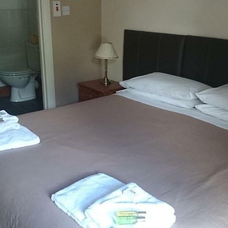 סוואנסי The New Swan Hotel מראה חיצוני תמונה